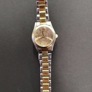 Women's white stag watch